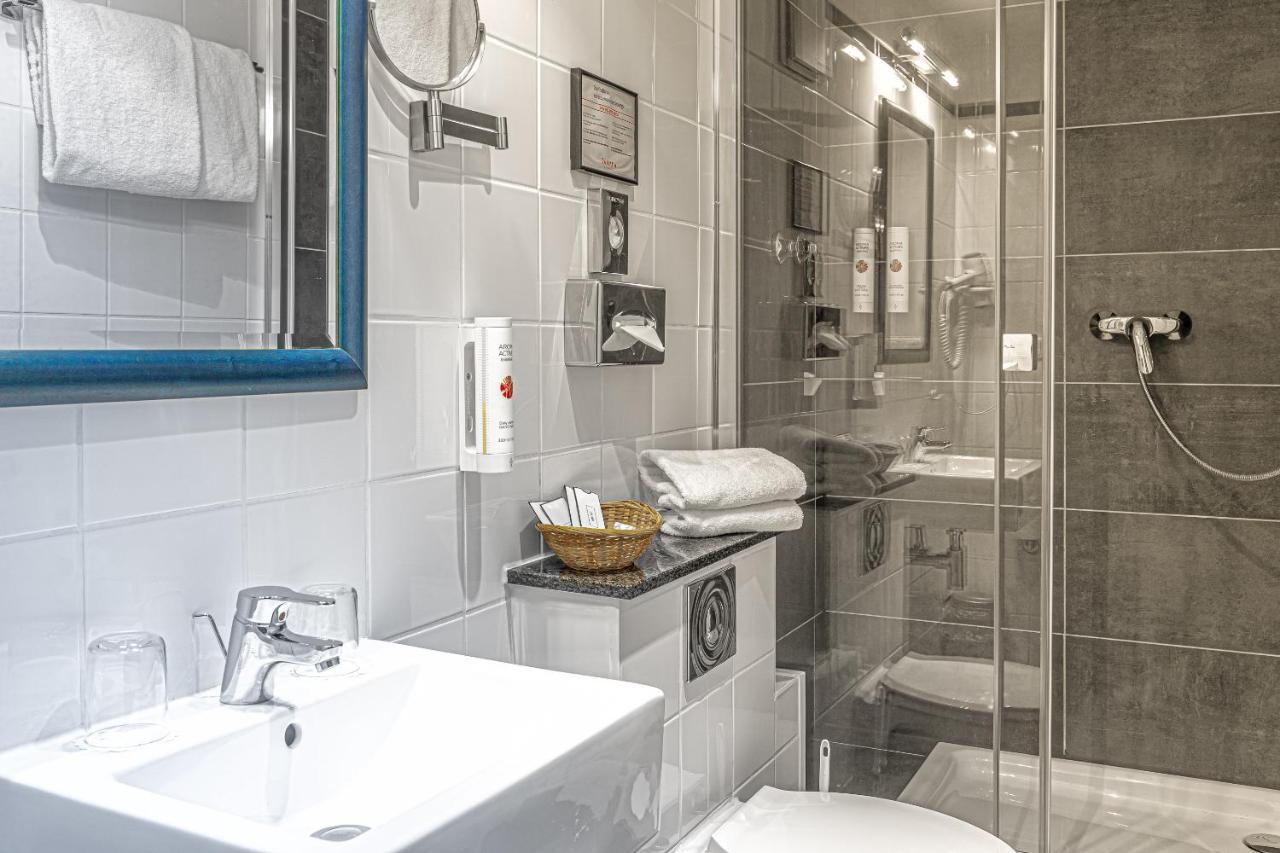 Ramada By Wyndham Frankfurt Station